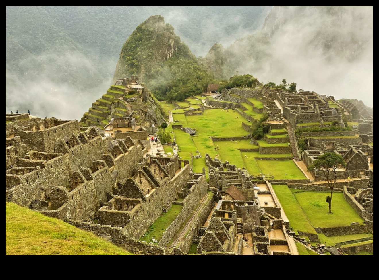 נופי מורשת: חקר פנורמי של פלאי תרבות