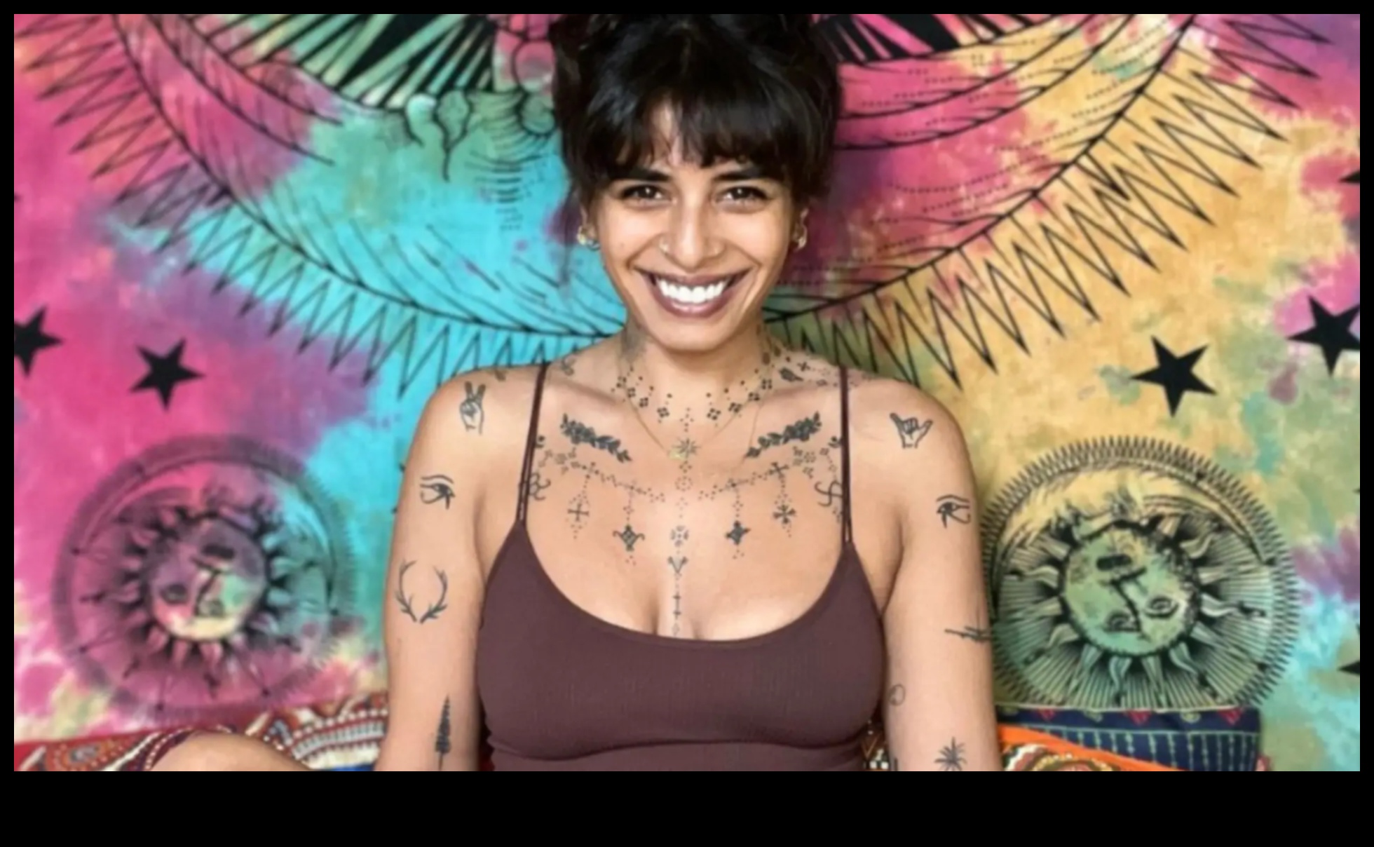 Canvas Chronicles: סיפורים שסופרו באמצעות קעקועים של הצהרות